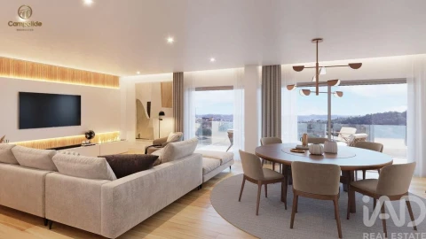 Apartamento T3 para Venda em Campolide