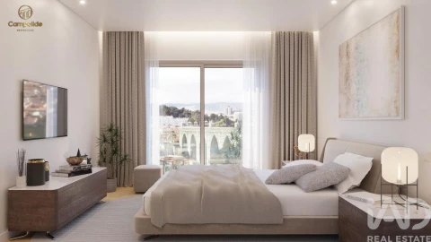Apartamento T3 para Venda em Campolide