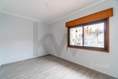 Apartamento T6 para Venda em Vila Real de Santo Antonio
