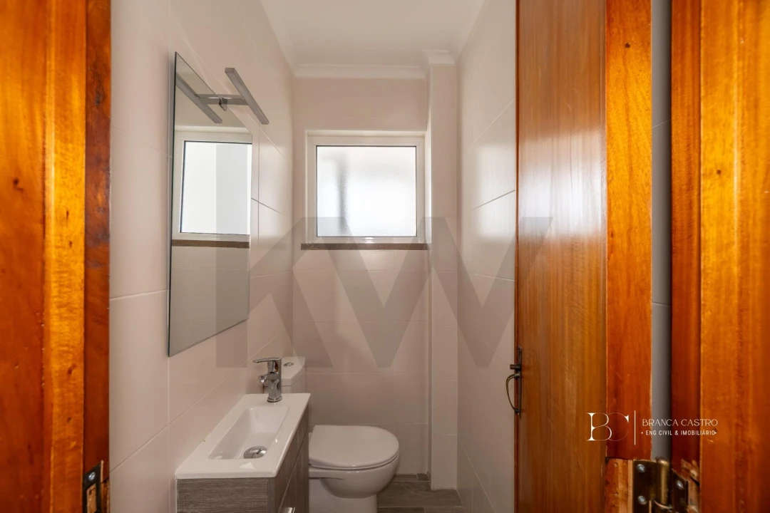 Apartamento T6 para Venda em Vila Real de Santo Antonio Foto 47