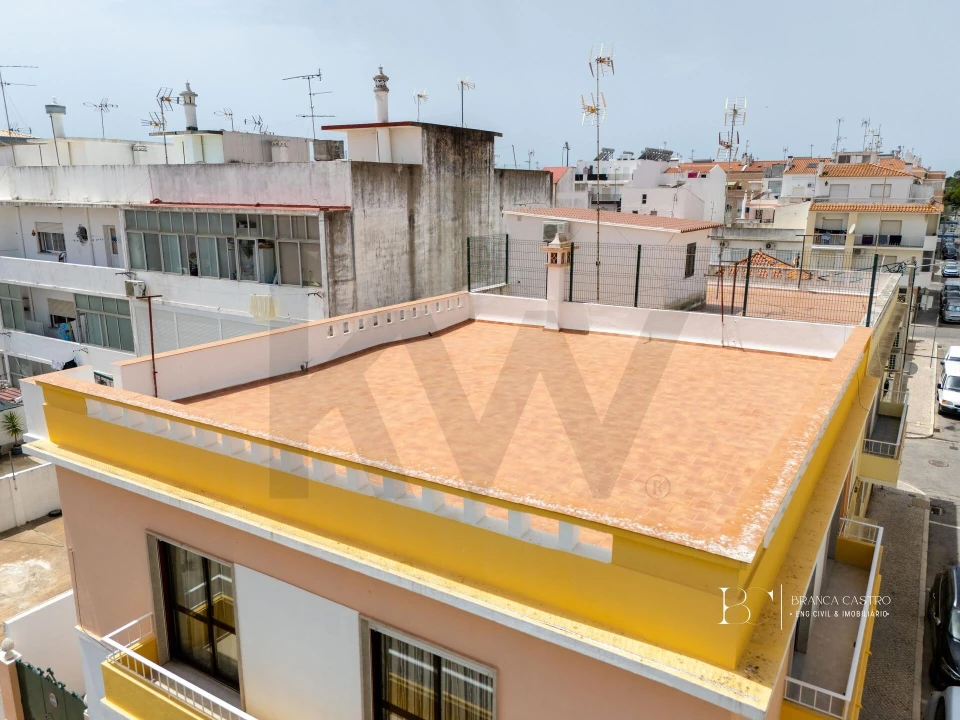 Apartamento T6 para Venda em Vila Real de Santo Antonio Foto 4