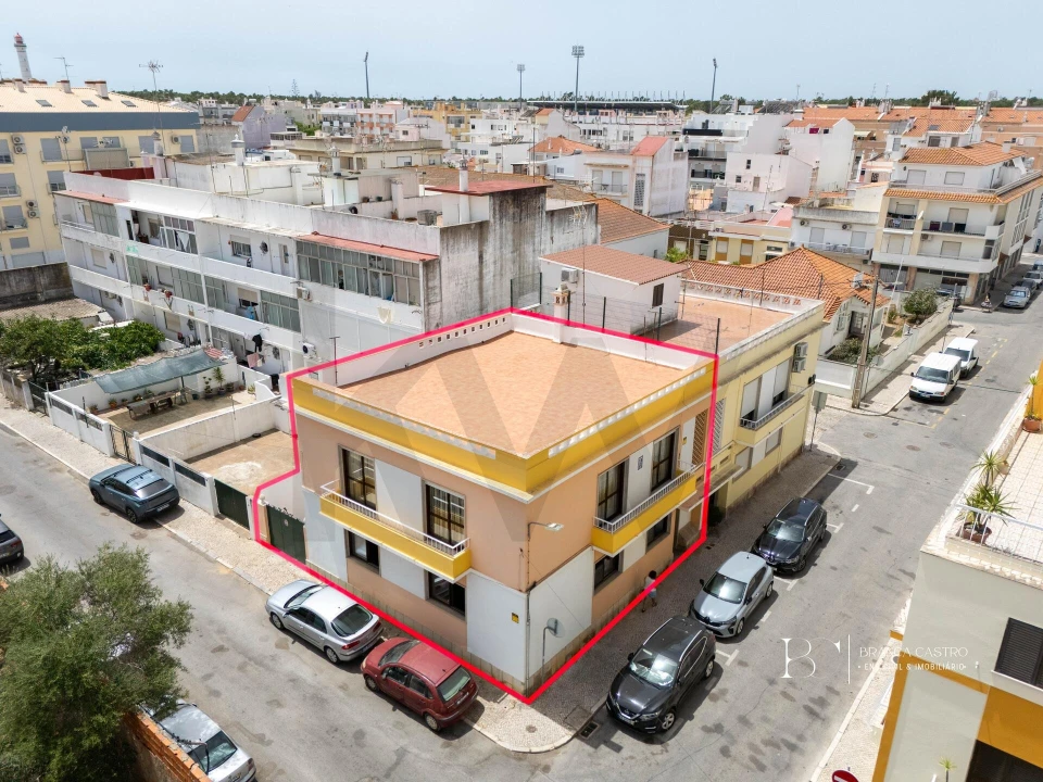 Apartamento T6 para Venda em Vila Real de Santo Antonio Foto 2