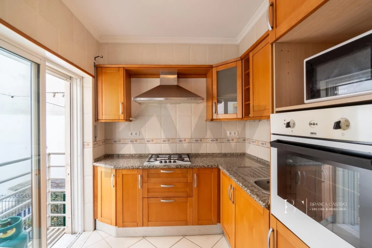 Apartamento T2 para Venda em Vila Real de Santo Antonio Foto 11