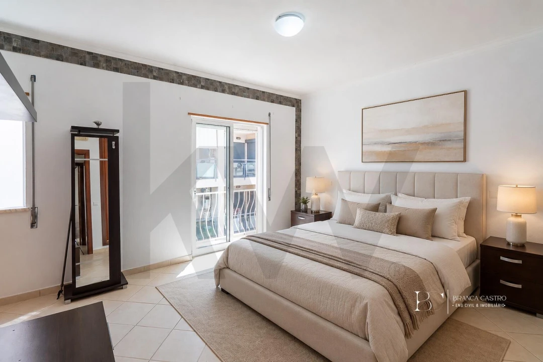Apartamento T2 para Venda em Vila Real de Santo Antonio Foto 17