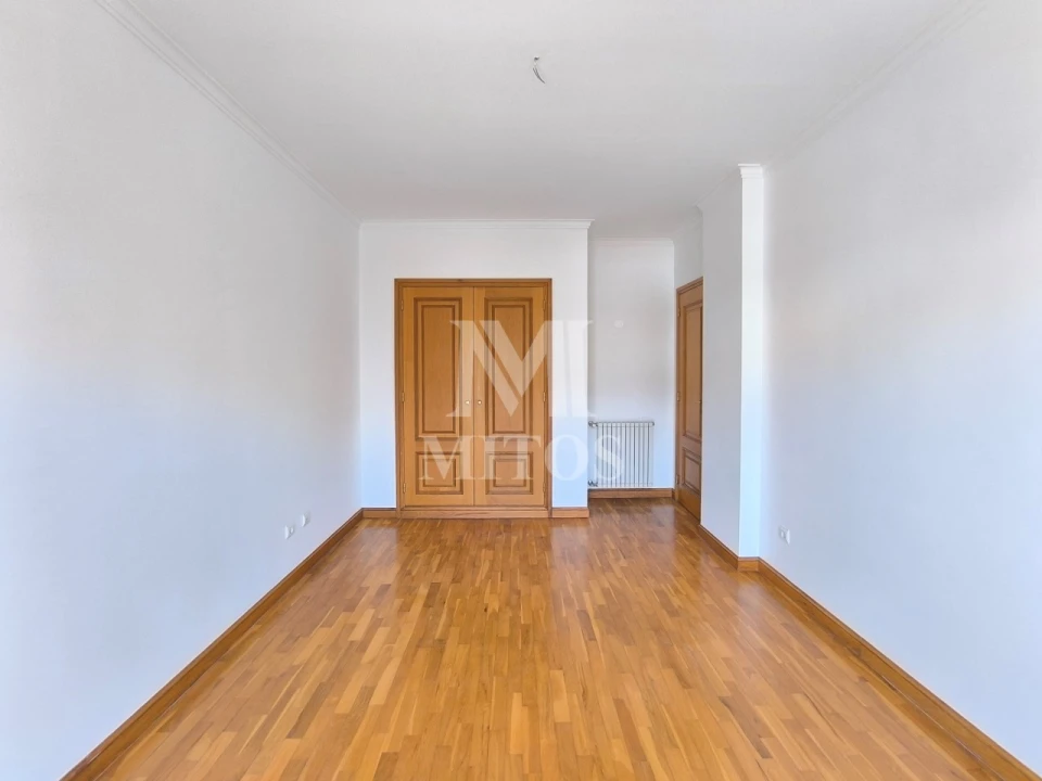 Apartamento T2 para Venda em Santa Maria Maior e Monserrate e Meadela Foto 7