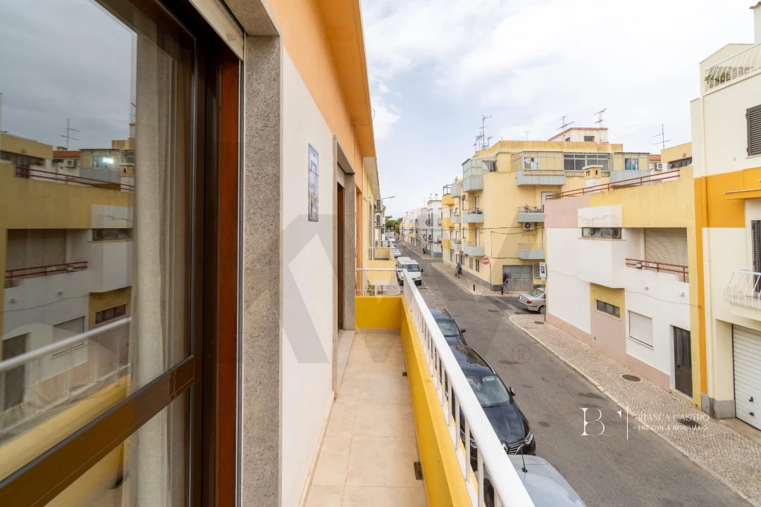 Apartamento T6 para Venda em Vila Real de Santo Antonio Foto 8