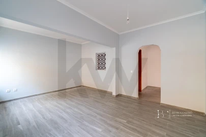 Apartamento T6 para Venda em Vila Real de Santo Antonio