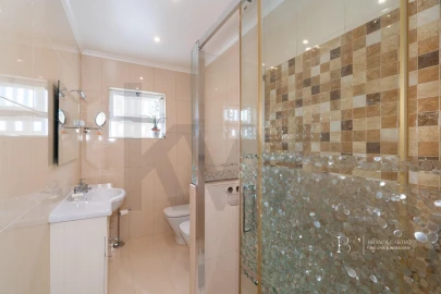 Apartamento T6 para Venda em Vila Real de Santo Antonio