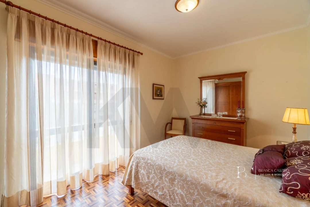 Apartamento T6 para Venda em Vila Real de Santo Antonio Foto 16