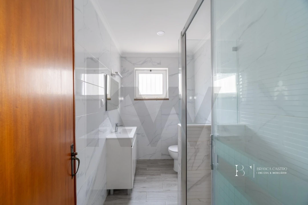 Apartamento T6 para Venda em Vila Real de Santo Antonio Foto 38
