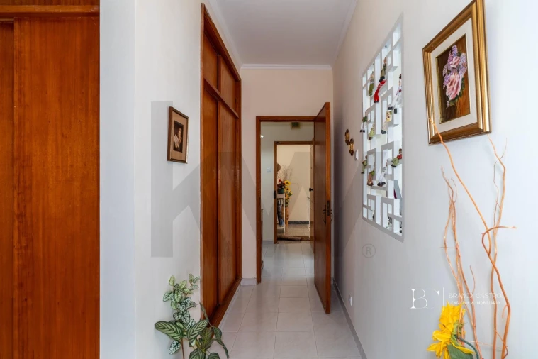 Apartamento T6 para Venda em Vila Real de Santo Antonio Foto 19