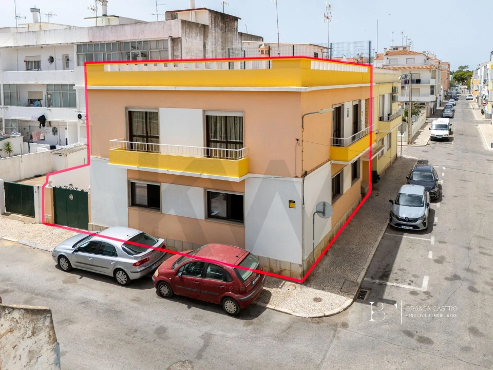 Apartamento T6 para Venda em Vila Real de Santo Antonio Foto 3