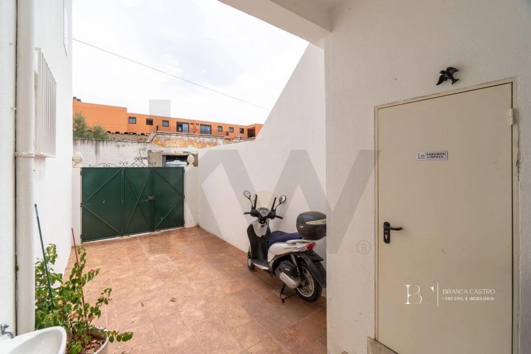 Apartamento T6 para Venda em Vila Real de Santo Antonio Foto 50