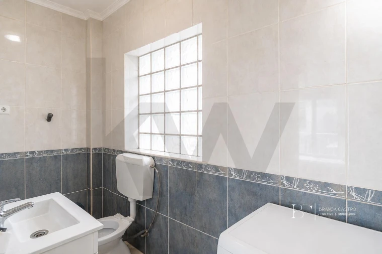Apartamento T2 para Venda em Vila Real de Santo Antonio Foto 15
