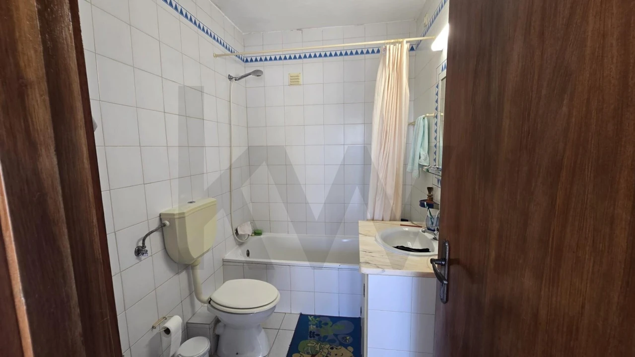 Apartamento T1 para Venda em Portimão Foto 5