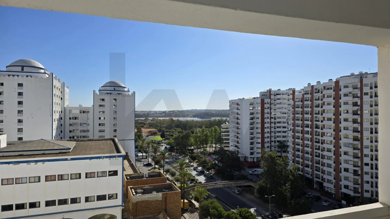 Apartamento T1 para Venda em Portimão Foto 1