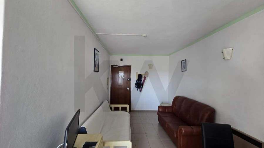 Apartamento T1 para Venda em Portimão Foto 3
