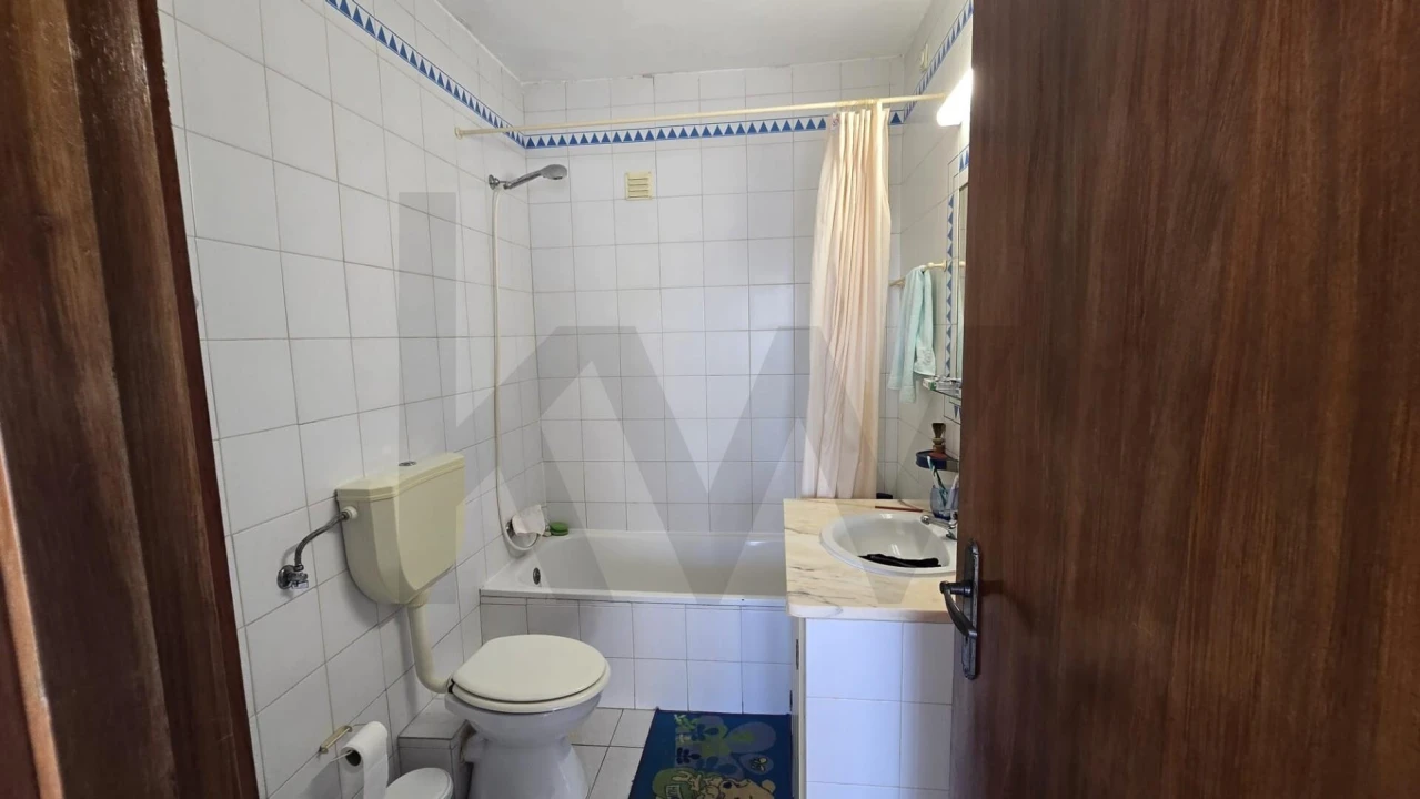Apartamento T1 para Venda em Portimão Foto 6