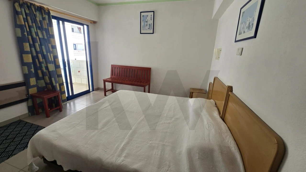Apartamento T1 para Venda em Portimão Foto 10