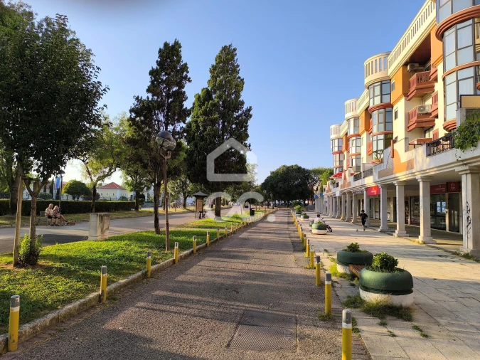 Negócio para Arrendamento em Venteira Foto 38