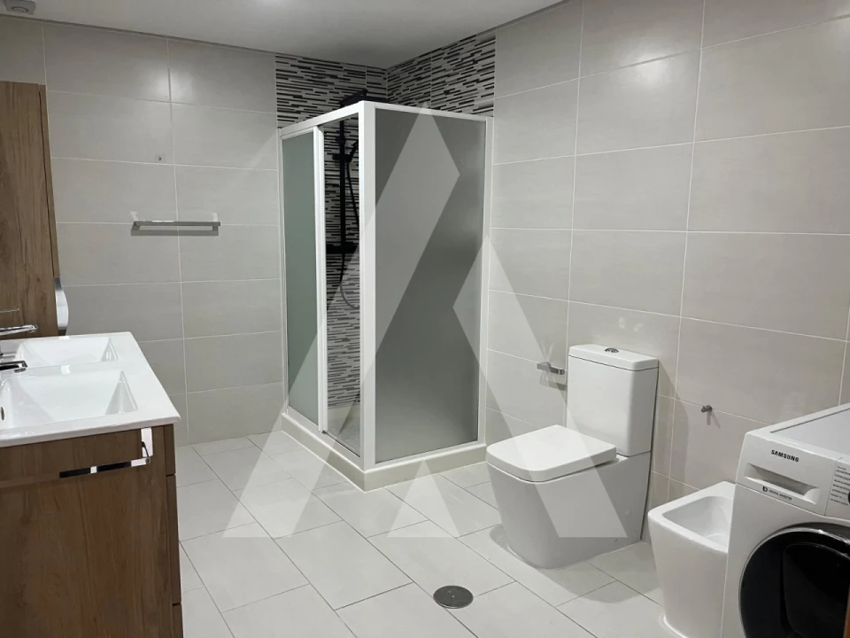 Moradia T2 para Venda em Abraveses Foto 18