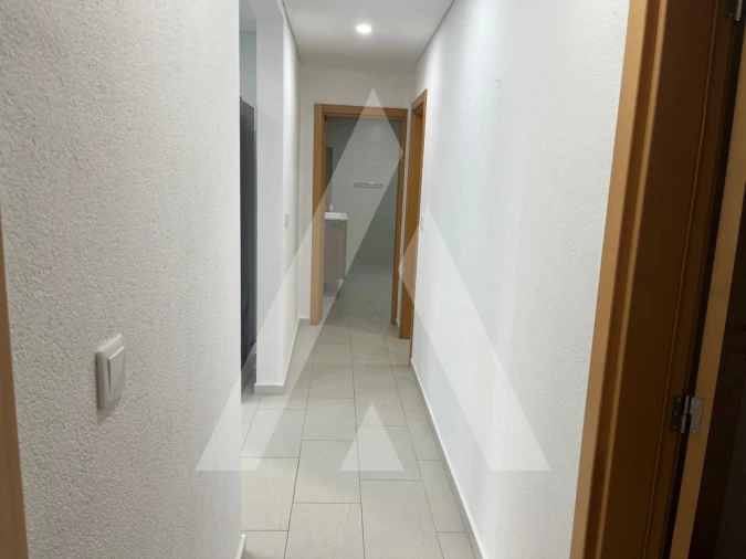 Moradia T2 para Venda em Abraveses Foto 14