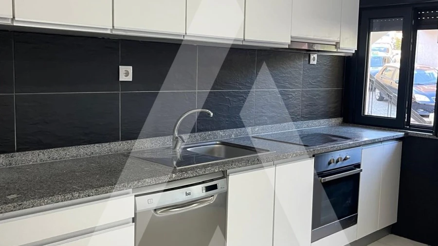 Moradia T2 para Venda em Abraveses