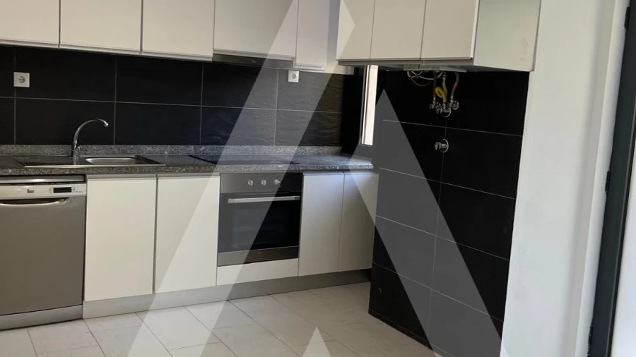 Moradia T2 para Venda em Abraveses