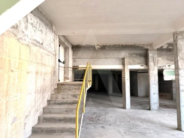 Loja para Venda em Esgueira