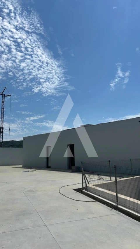 Moradia T4 para Venda em Rebordões (Souto)