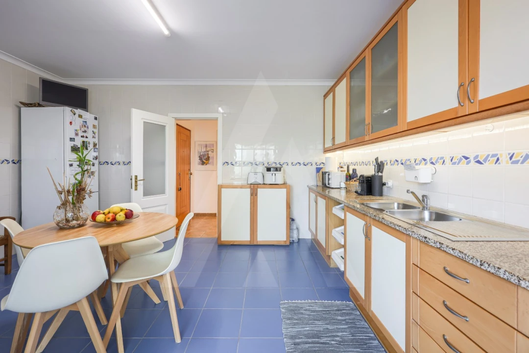 Apartamento T2 para Venda em Aguada de Cima Foto 1