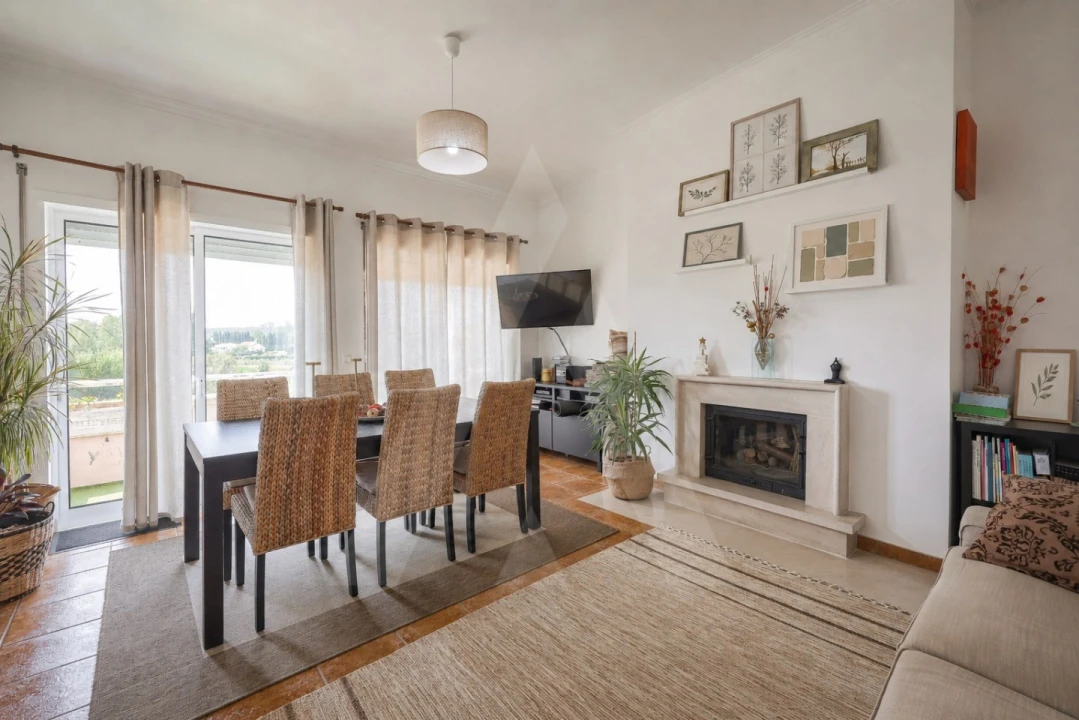 Apartamento T2 para Venda em Aguada de Cima Foto 1