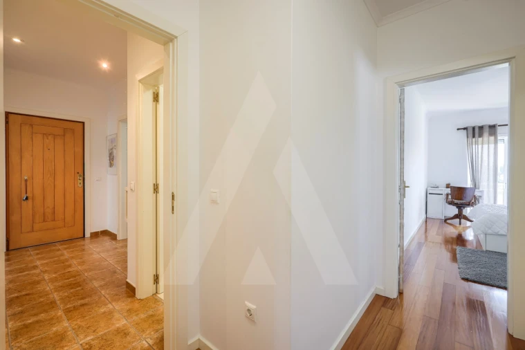 Apartamento T2 para Venda em Aguada de Cima Foto 11