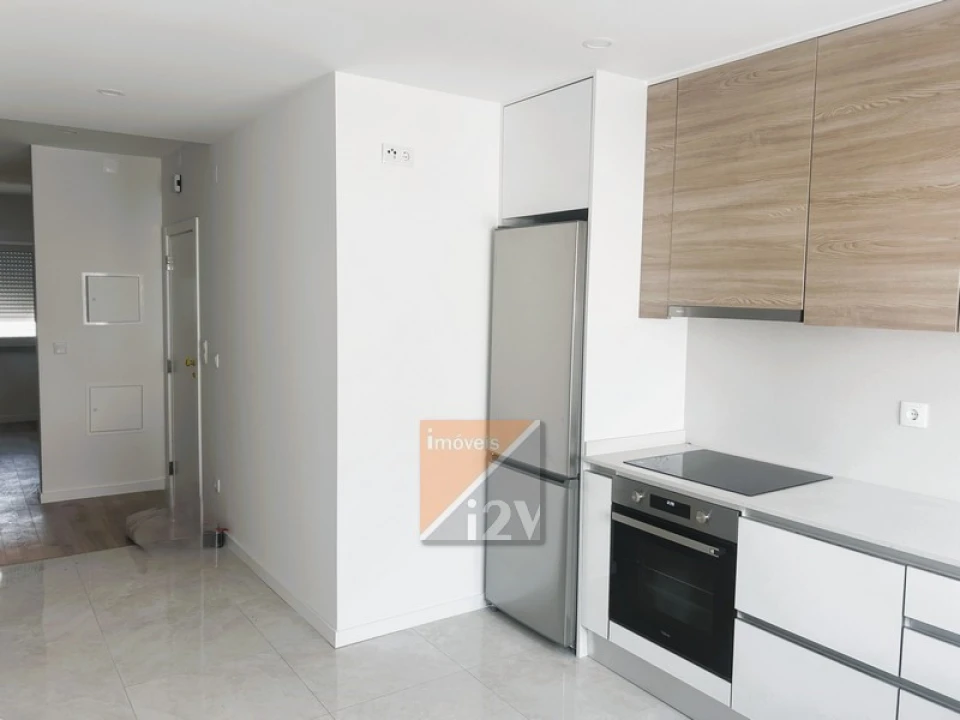 Apartamento T3 para Venda em Leiria, Pousos, Barreira e Cortes Foto 3