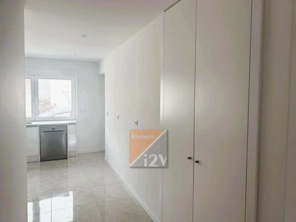 Apartamento T3 para Venda em Leiria, Pousos, Barreira e Cortes Foto 4