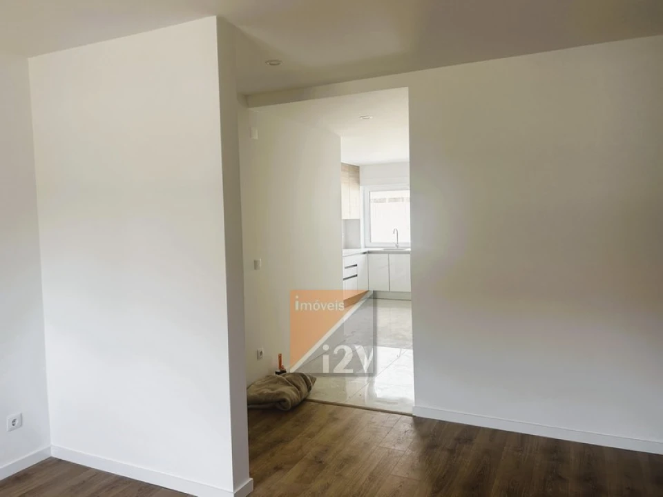Apartamento T3 para Venda em Leiria, Pousos, Barreira e Cortes Foto 6