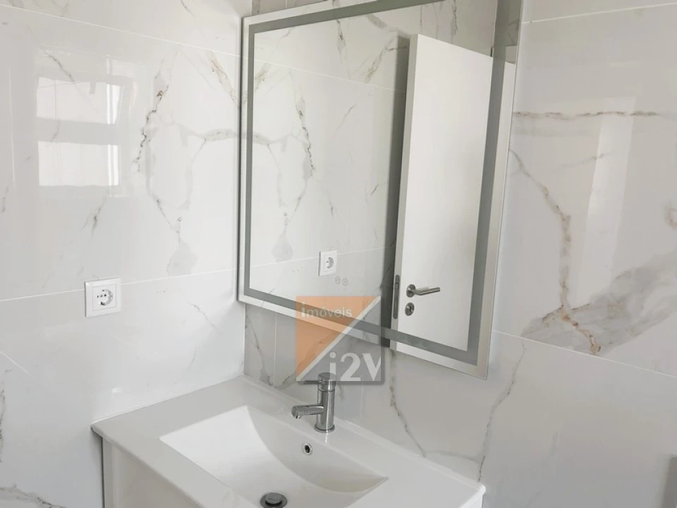 Apartamento T3 para Venda em Leiria, Pousos, Barreira e Cortes Foto 12