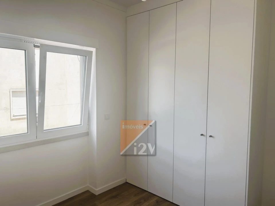 Apartamento T3 para Venda em Leiria, Pousos, Barreira e Cortes Foto 16