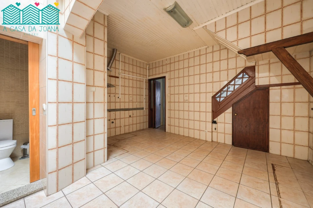 Prédio para Venda em Glória e Vera Cruz Foto 20
