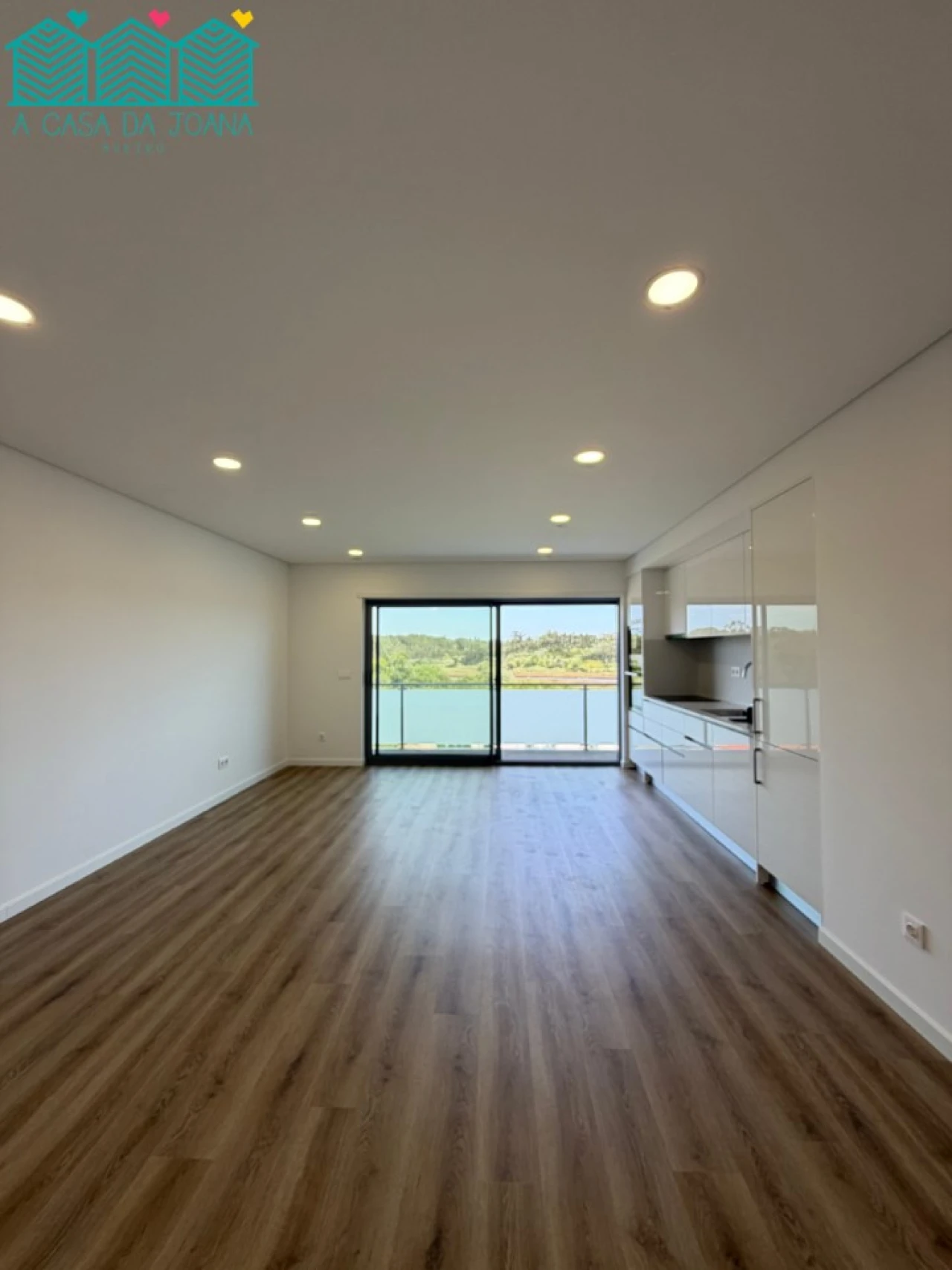 Apartamento T2 para Arrendamento em Vagos e Santo António Foto 1