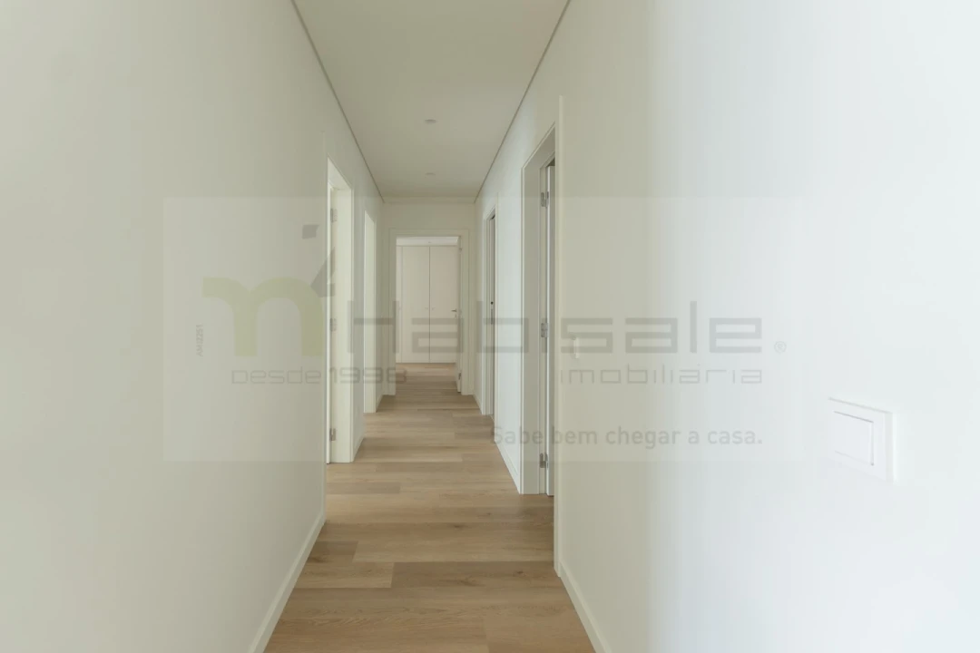 Apartamento T3 para Venda em Algés, Linda-A-Velha e Cruz Quebrada-Dafundo Foto 11