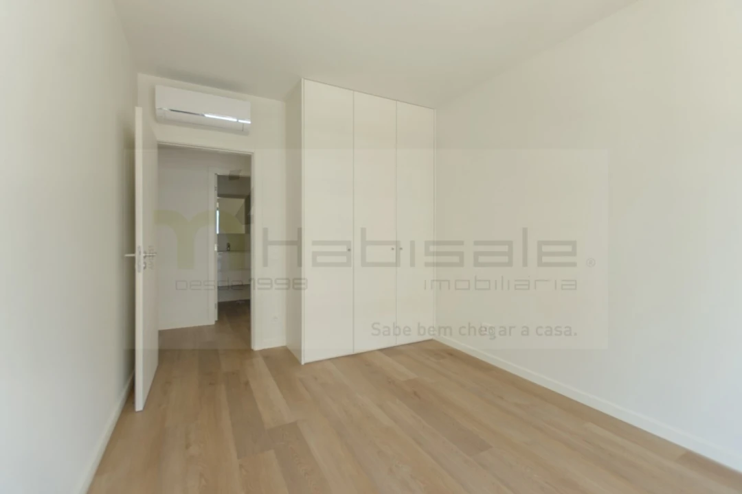 Apartamento T3 para Venda em Algés, Linda-A-Velha e Cruz Quebrada-Dafundo Foto 13