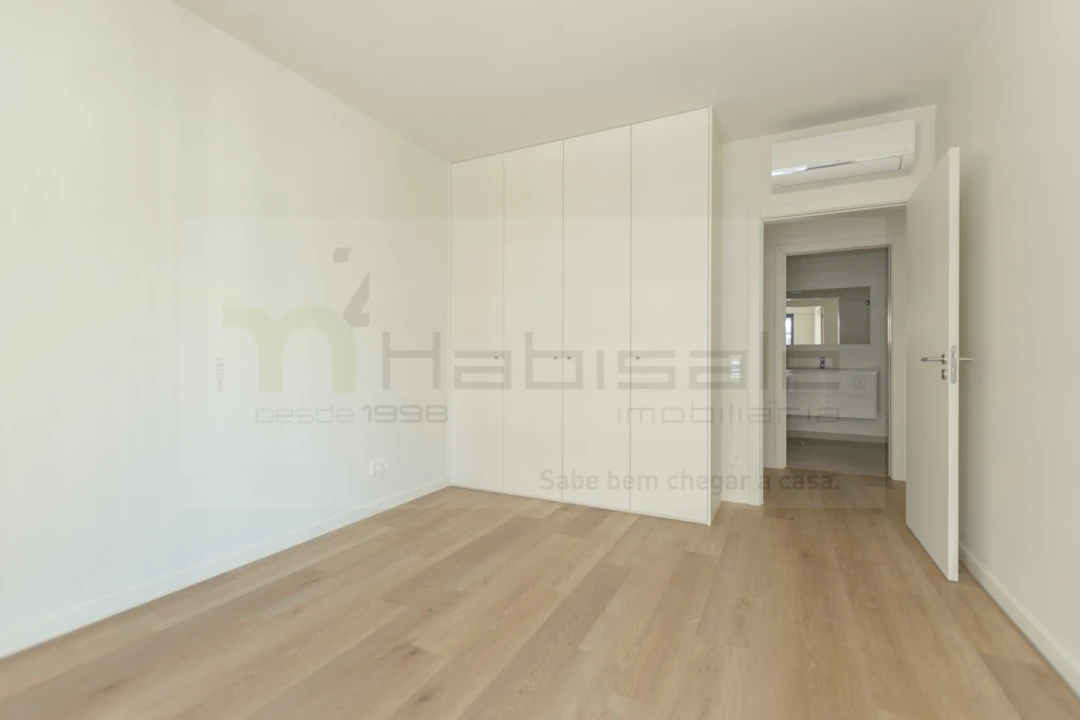 Apartamento T3 para Venda em Algés, Linda-A-Velha e Cruz Quebrada-Dafundo Foto 17