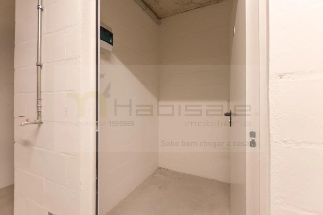 Apartamento T3 para Venda em Algés, Linda-A-Velha e Cruz Quebrada-Dafundo Foto 32