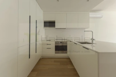Apartamento T3 para Venda em Algés, Linda-A-Velha e Cruz Quebrada-Dafundo