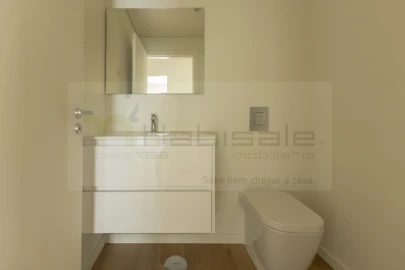Apartamento T3 para Venda em Algés, Linda-A-Velha e Cruz Quebrada-Dafundo