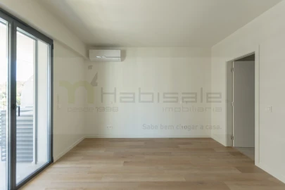 Apartamento T3 para Venda em Algés, Linda-A-Velha e Cruz Quebrada-Dafundo