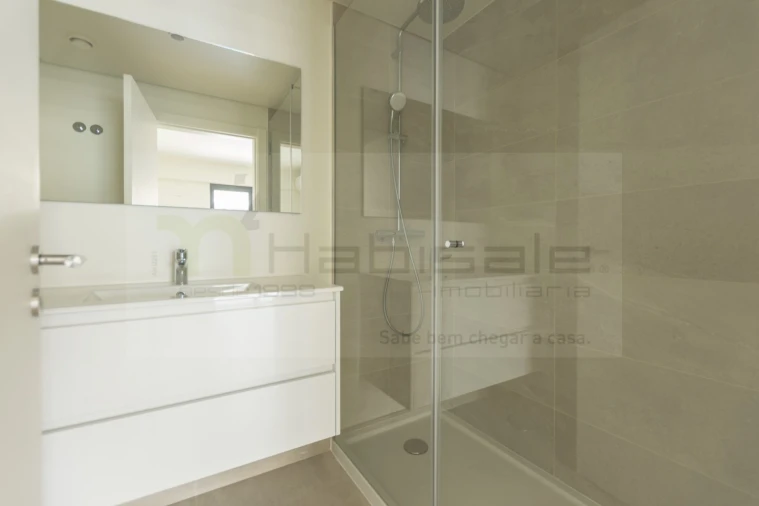 Apartamento T3 para Venda em Algés, Linda-A-Velha e Cruz Quebrada-Dafundo Foto 25