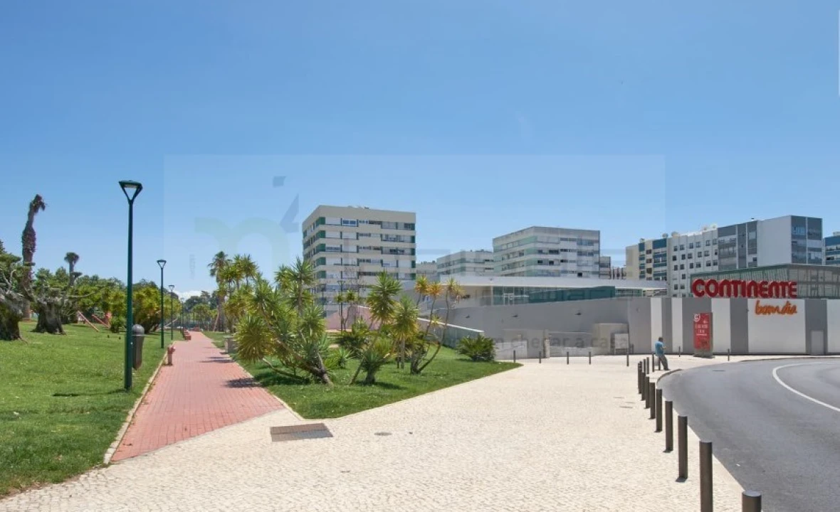 Apartamento T3 para Venda em Oeiras e São Julião da Barra, Paço de Arcos e Caxias Foto 4