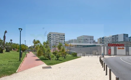 Apartamento T3 para Venda em Oeiras e São Julião da Barra, Paço de Arcos e Caxias